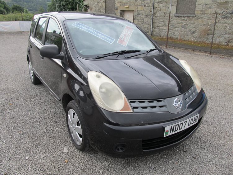 Nissan Note S 5 Door MPV In Black Metallic